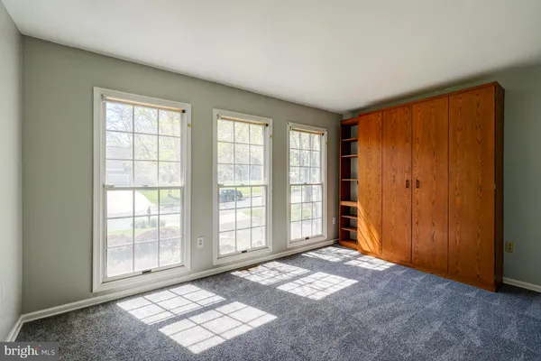 $1,065,000 | 15253 Surrey House Way, Centreville, VA 20120