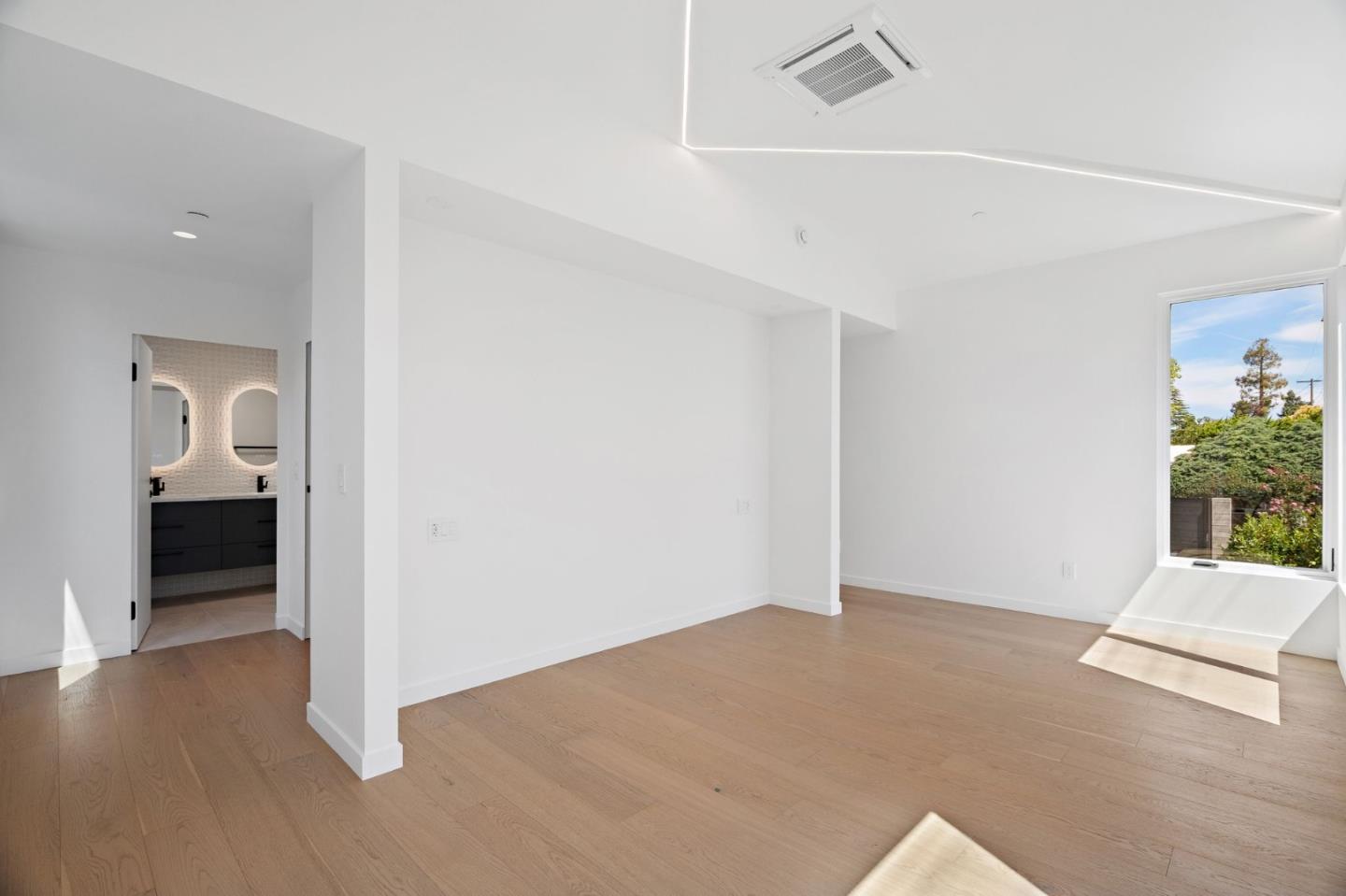 3886 Ross Road Palo Alto, CA 94303 - Photo 27 of 60 a view of entryway with bathroom