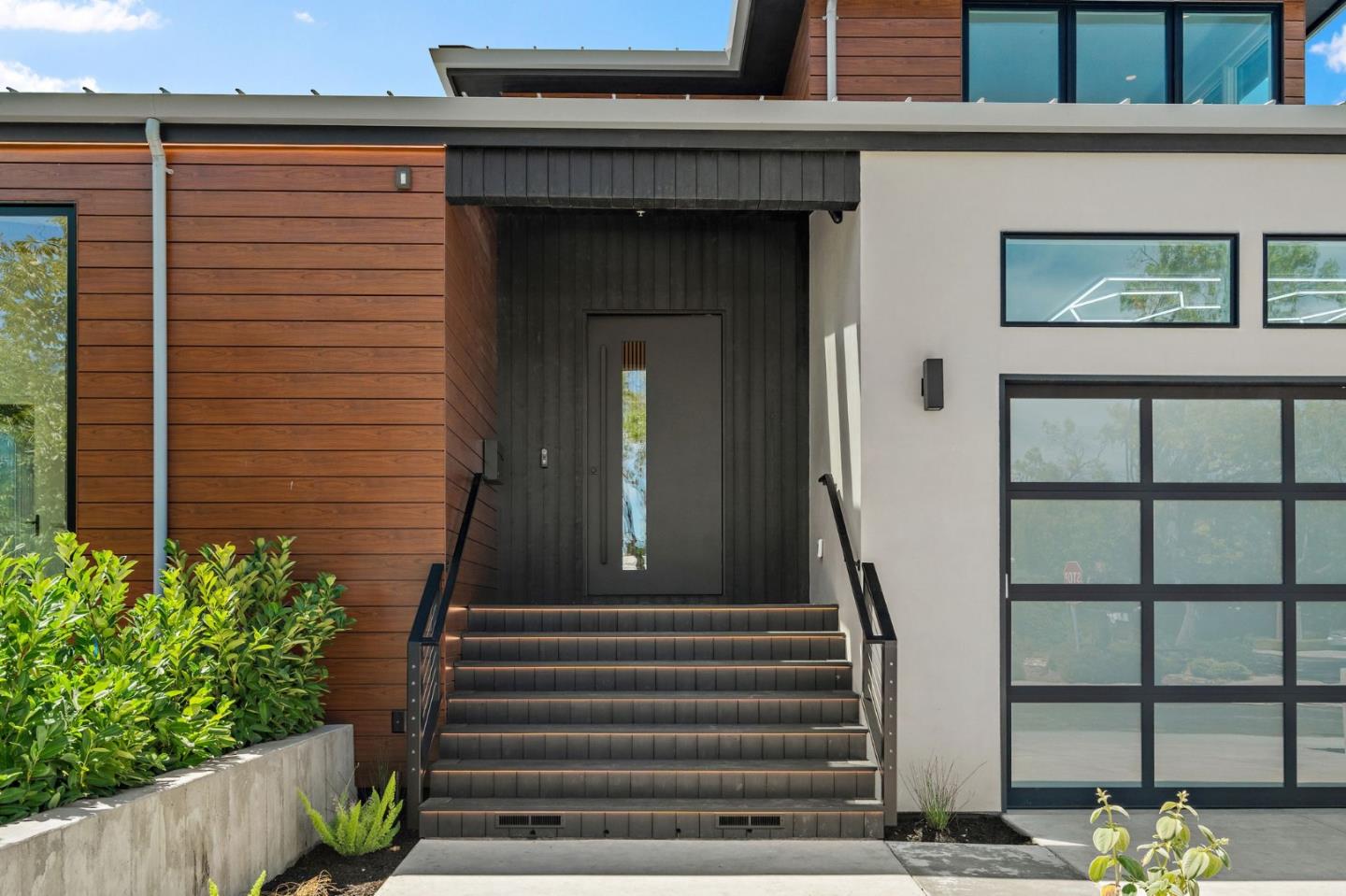 3886 Ross Road Palo Alto, CA 94303 - Photo 3 of 60