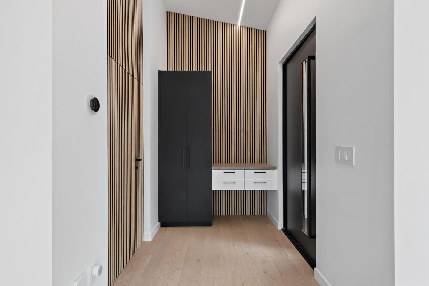 3886 Ross Road Palo Alto, CA 94303 - Photo 7 of 60 a view of elevator