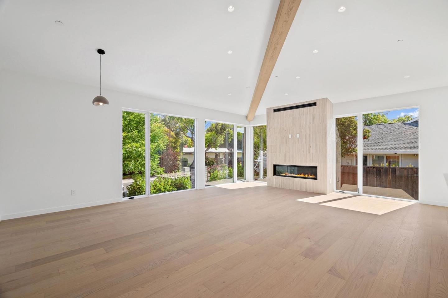 3886 Ross Road Palo Alto, CA 94303 - Photo 9 of 60