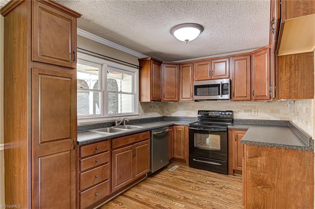 3789 Frye Bridge Road Clemmons, NC 27012 - Photo 13 of 37 Gallery Image 13