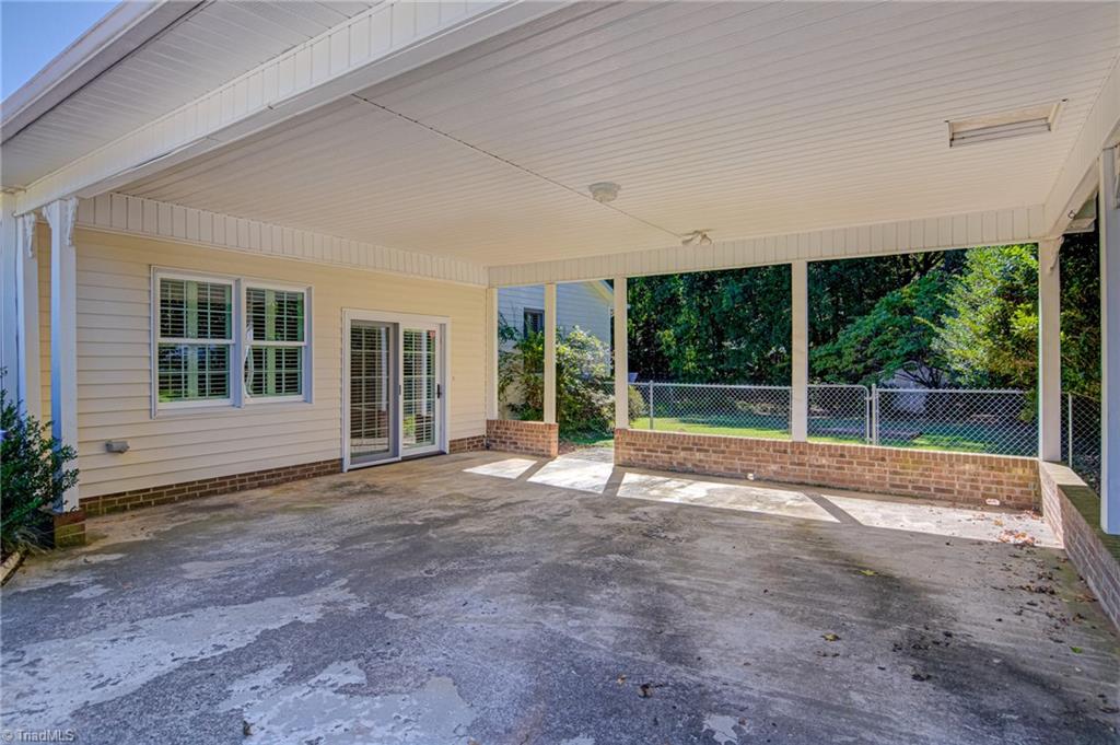 3789 Frye Bridge Road Clemmons, NC 27012 - Photo 4 of 37 Gallery Image 4