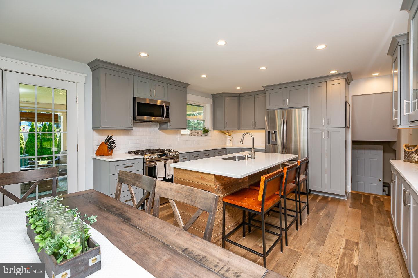 524 Vernon Road Springfield, PA 19064 - Photo 15 of 38 Kitchen