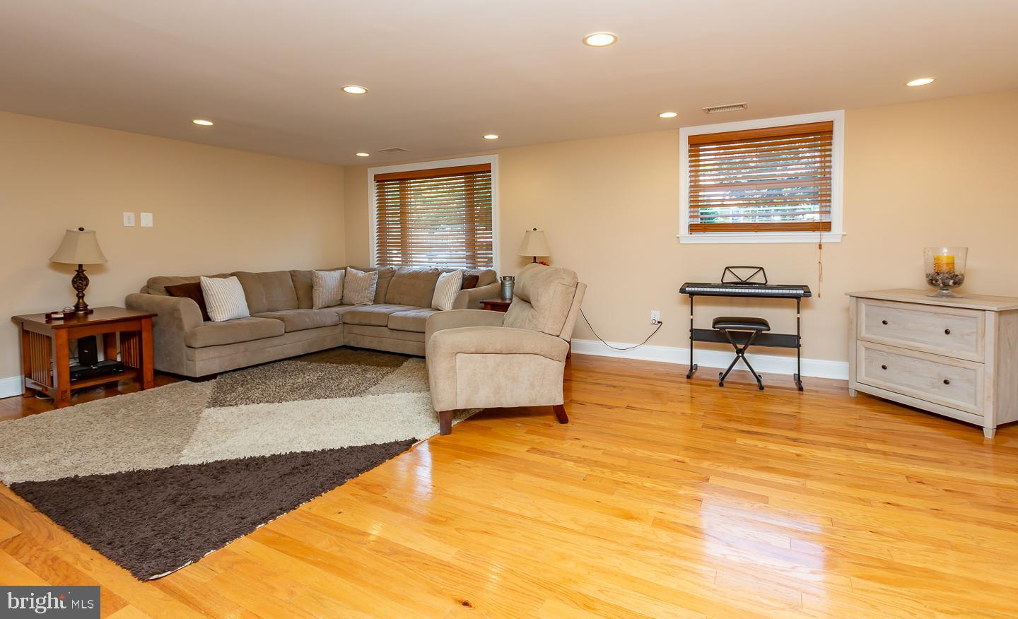 524 Vernon Road Springfield, PA 19064 - Photo 20 of 38 Family room