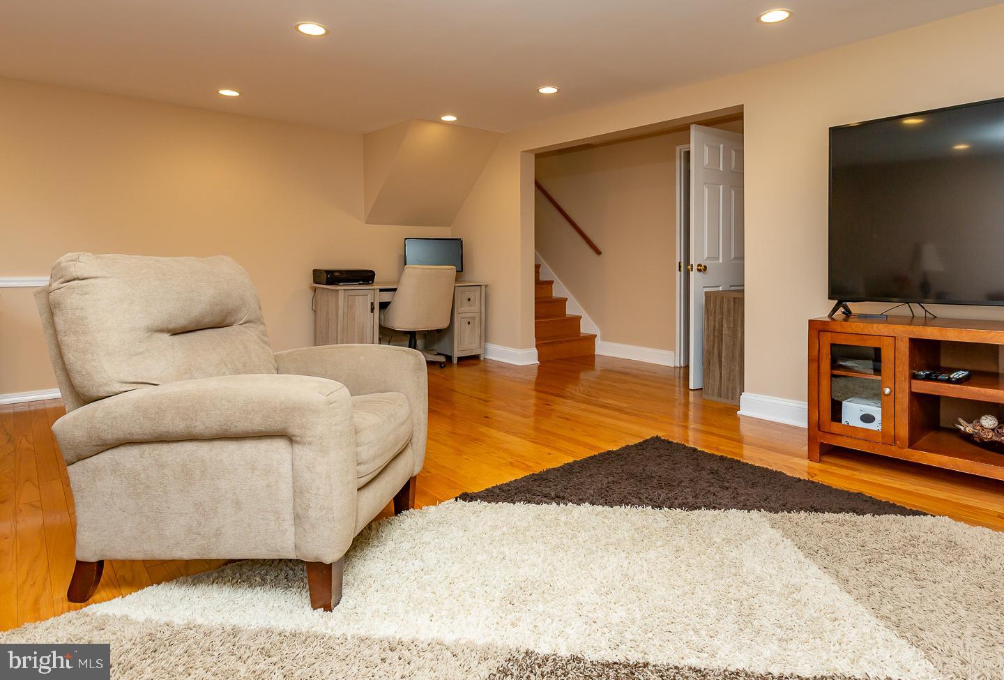 524 Vernon Road Springfield, PA 19064 - Photo 23 of 38