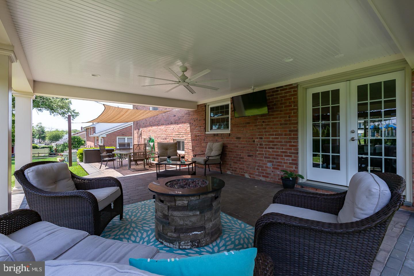 524 Vernon Road Springfield, PA 19064 - Photo 7 of 38