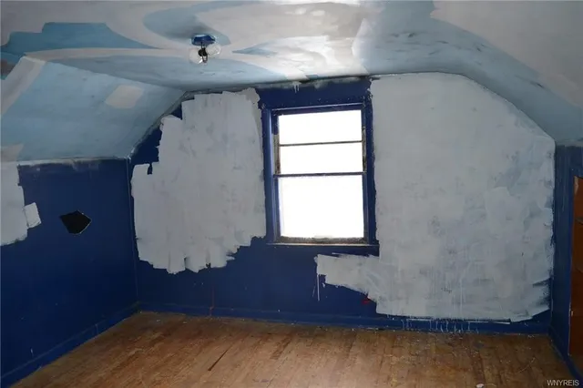 $95,000 | 2001 Vermont Street, North Collins, NY 14111