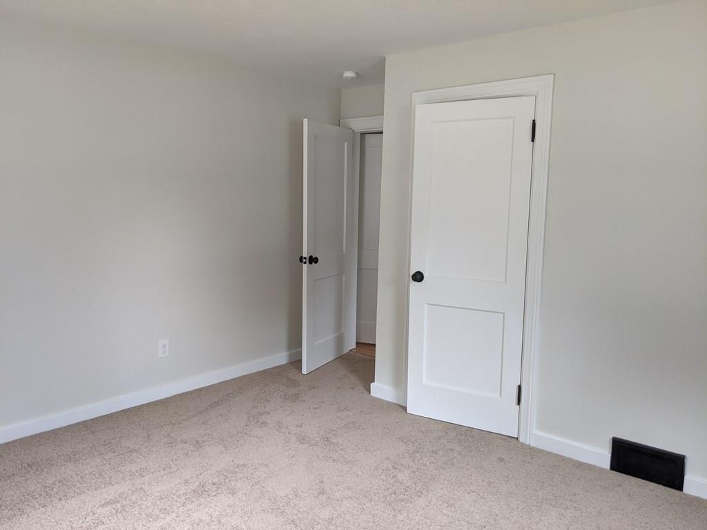 9 Springbrook Road Auburn, MA 01501 - Photo 7 of 16 Gallery Image 7