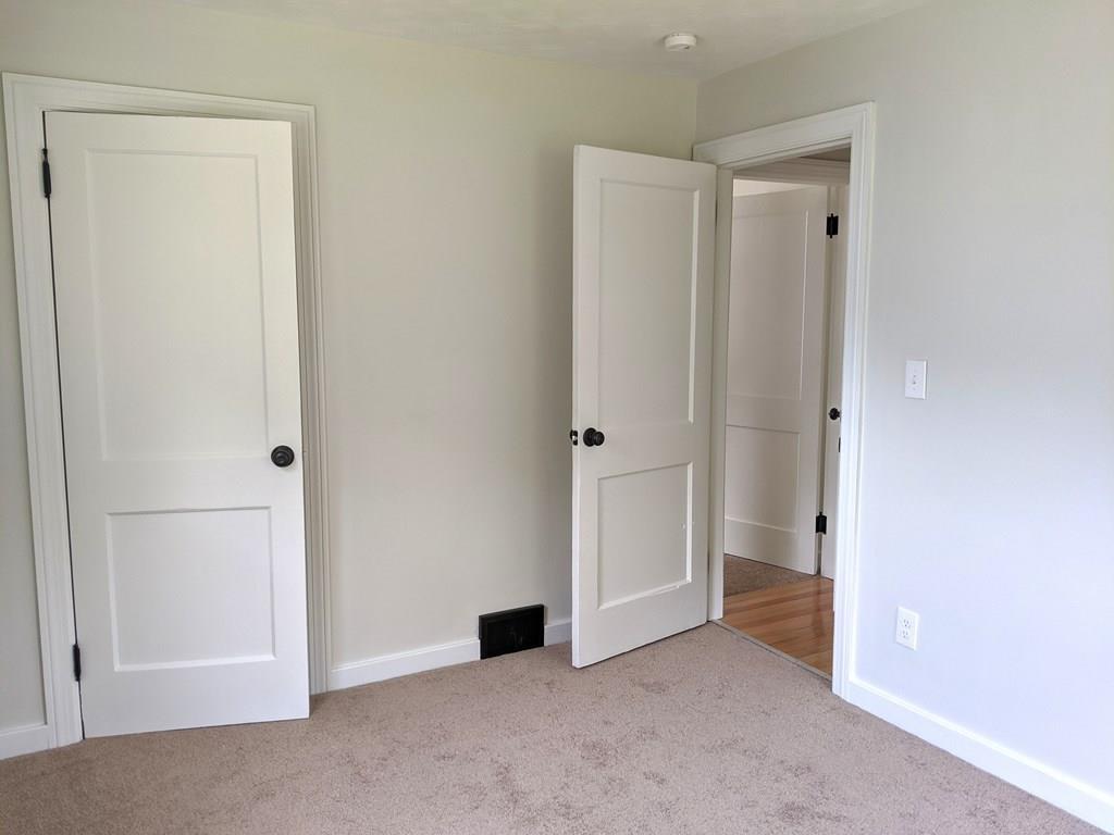 9 Springbrook Road Auburn, MA 01501 - Photo 9 of 16 Gallery Image 9