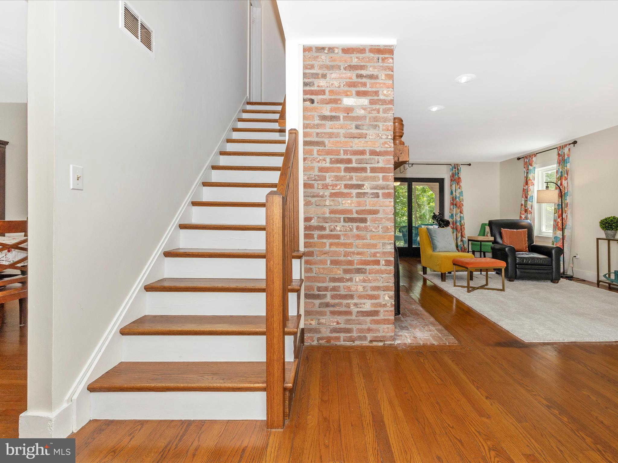 5085 Fleming Road Mount Airy, MD 21771 - Photo 4 of 73 Entry