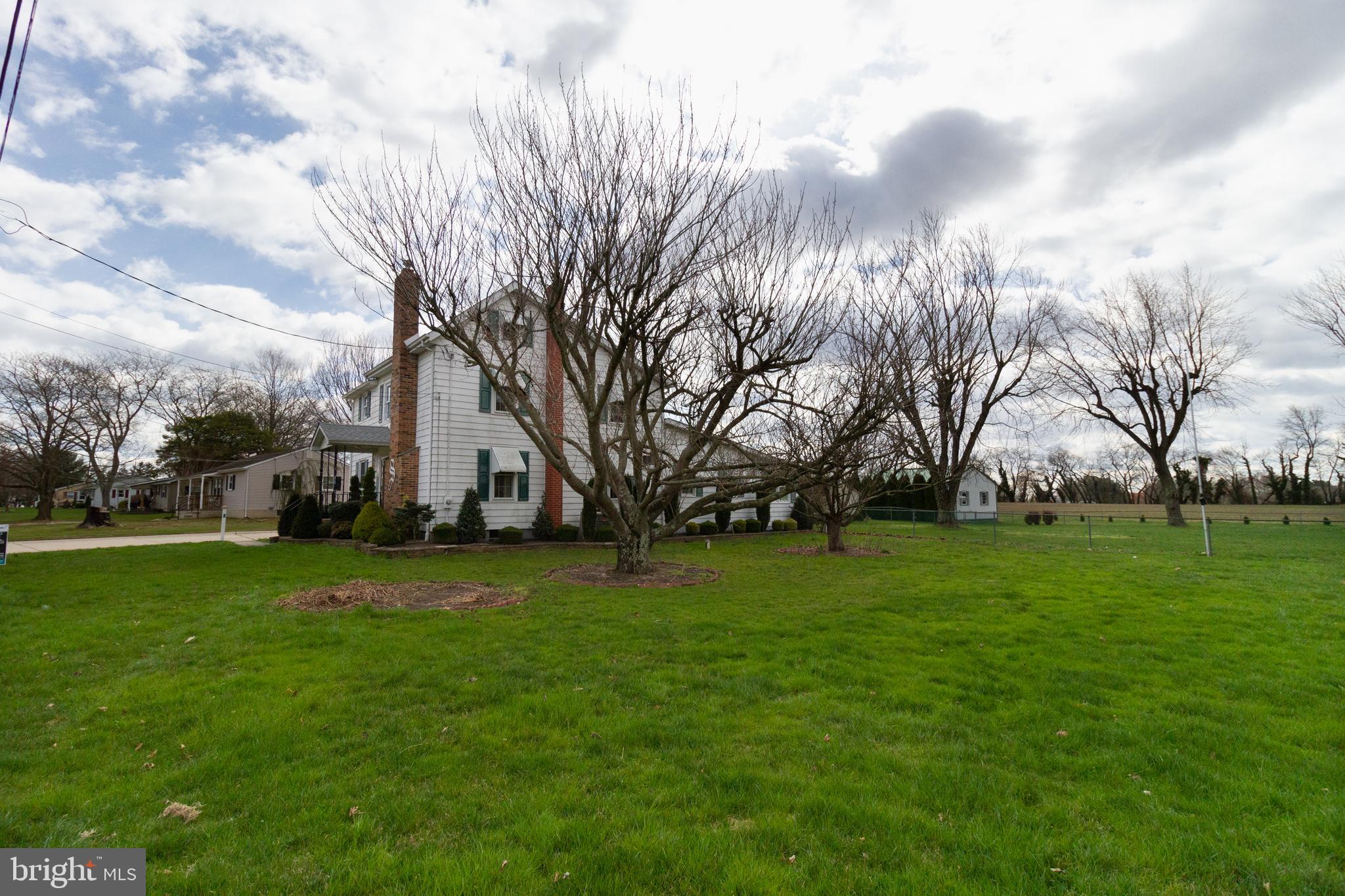 8 Deerfield Road Elmer, NJ 08318 - Photo 4 of 54 Gallery Image 4