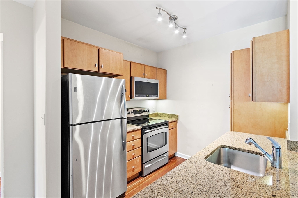4 Repton Place, Unit 4203 Watertown, MA 02472 - Photo 8 of 36