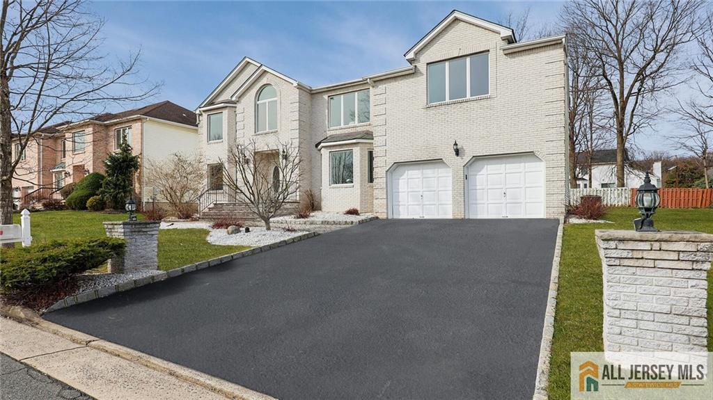 4 Maureen Court Edison, NJ 08820 - Photo 2 of 51