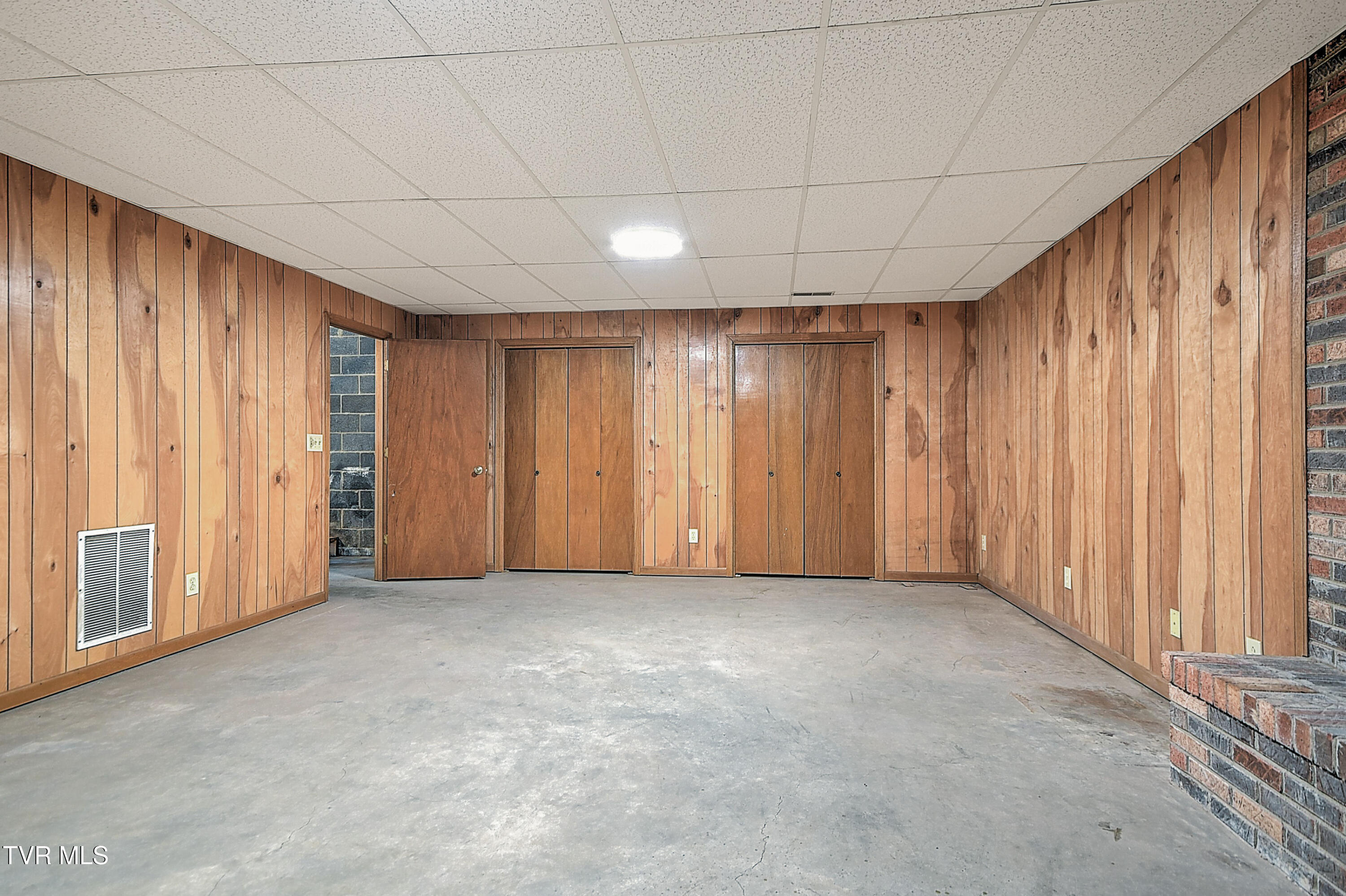 1686 Rock Springs Road Kingsport, TN 37664 - Photo 32 of 41 1686 Rock Springs EH-32