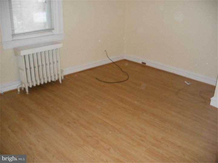 351 Richfield Road Upper Darby, PA 19082 - Photo 12 of 17 Bedroom - Main