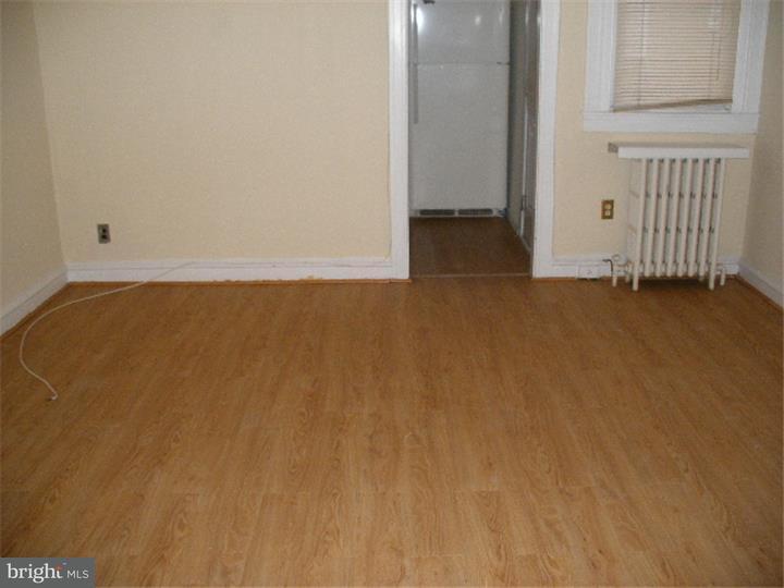 351 Richfield Road Upper Darby, PA 19082 - Photo 5 of 17 Dining Room