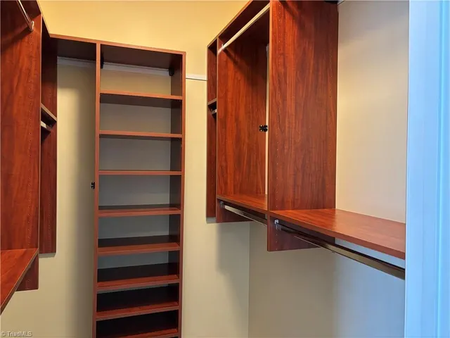 $225,000 | 6815 Hanesbrook Circle, Unit 304, Clemmons, NC 27012