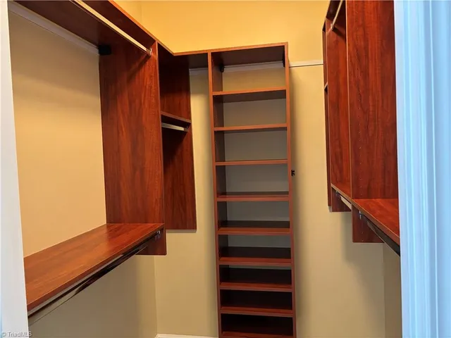 $225,000 | 6815 Hanesbrook Circle, Unit 304, Clemmons, NC 27012