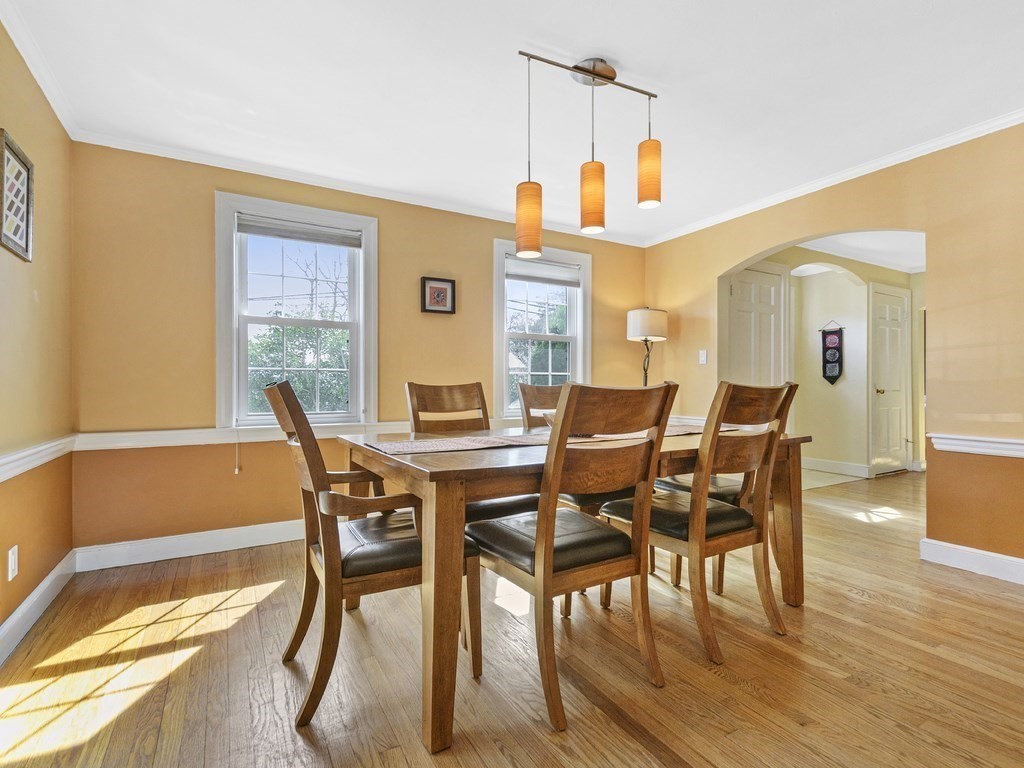94 Evelyn Road Newton, MA 02468 - Photo 7 of 36