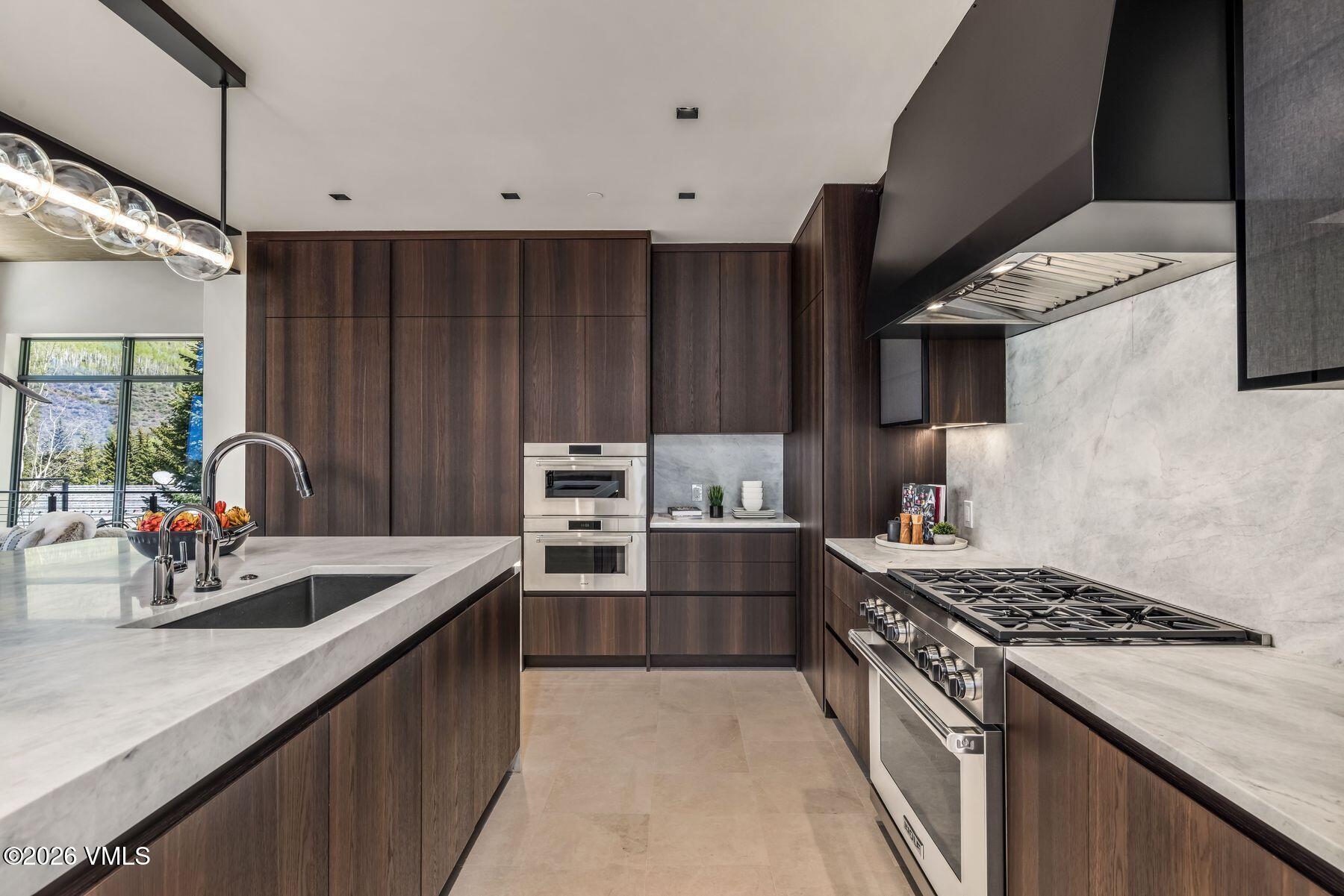 1150 Ptarmigan Road Vail, CO 81657 - Photo 18 of 46 photo_online_018