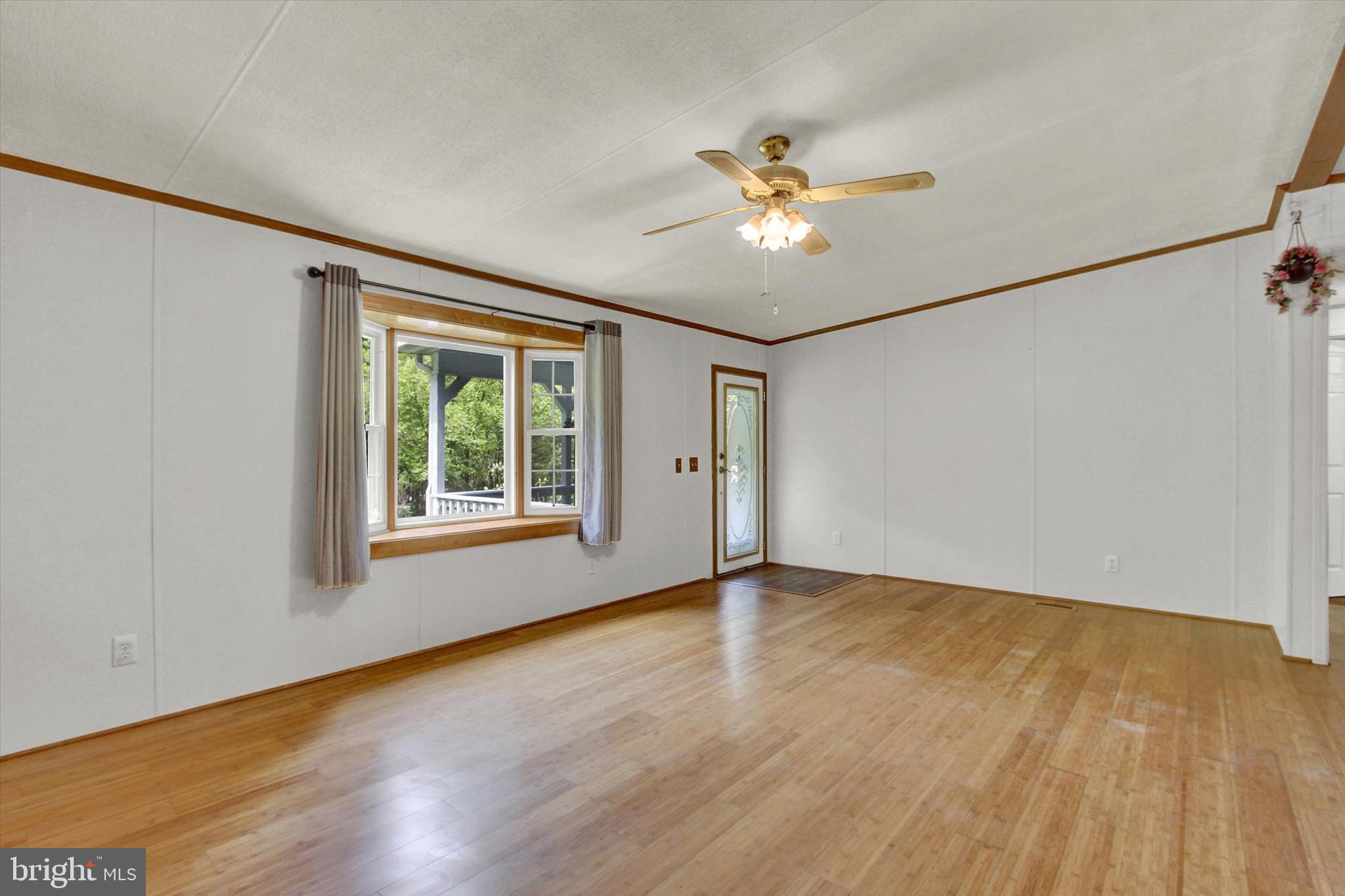 1281 New Road Orrtanna, PA 17353 - Photo 3 of 28 Gallery Image 3