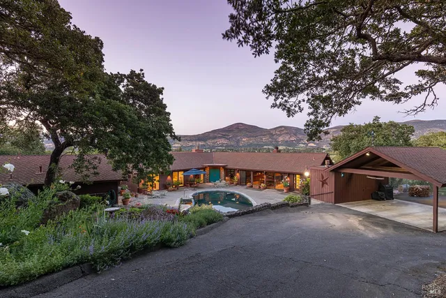 $2,900,000 | 2231 First Avenue, Napa, CA 94558
