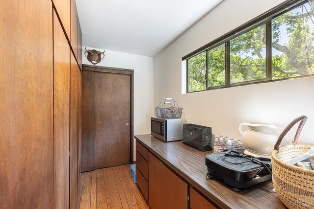 $2,900,000 | 2231 First Avenue, Napa, CA 94558