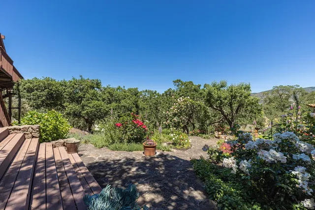 $2,900,000 | 2231 First Avenue, Napa, CA 94558