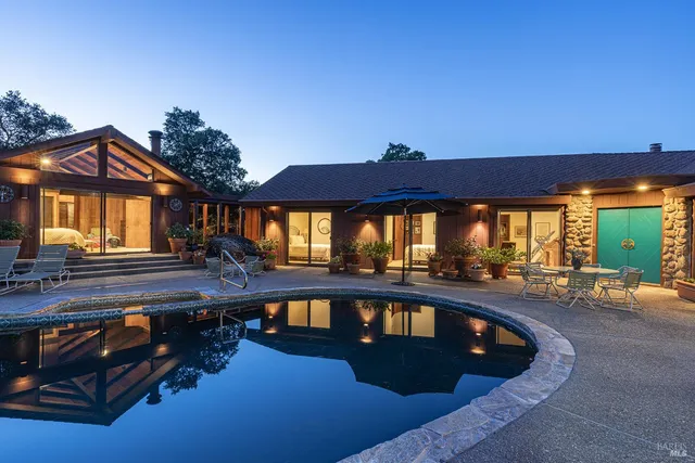 $2,900,000 | 2231 First Avenue, Napa, CA 94558