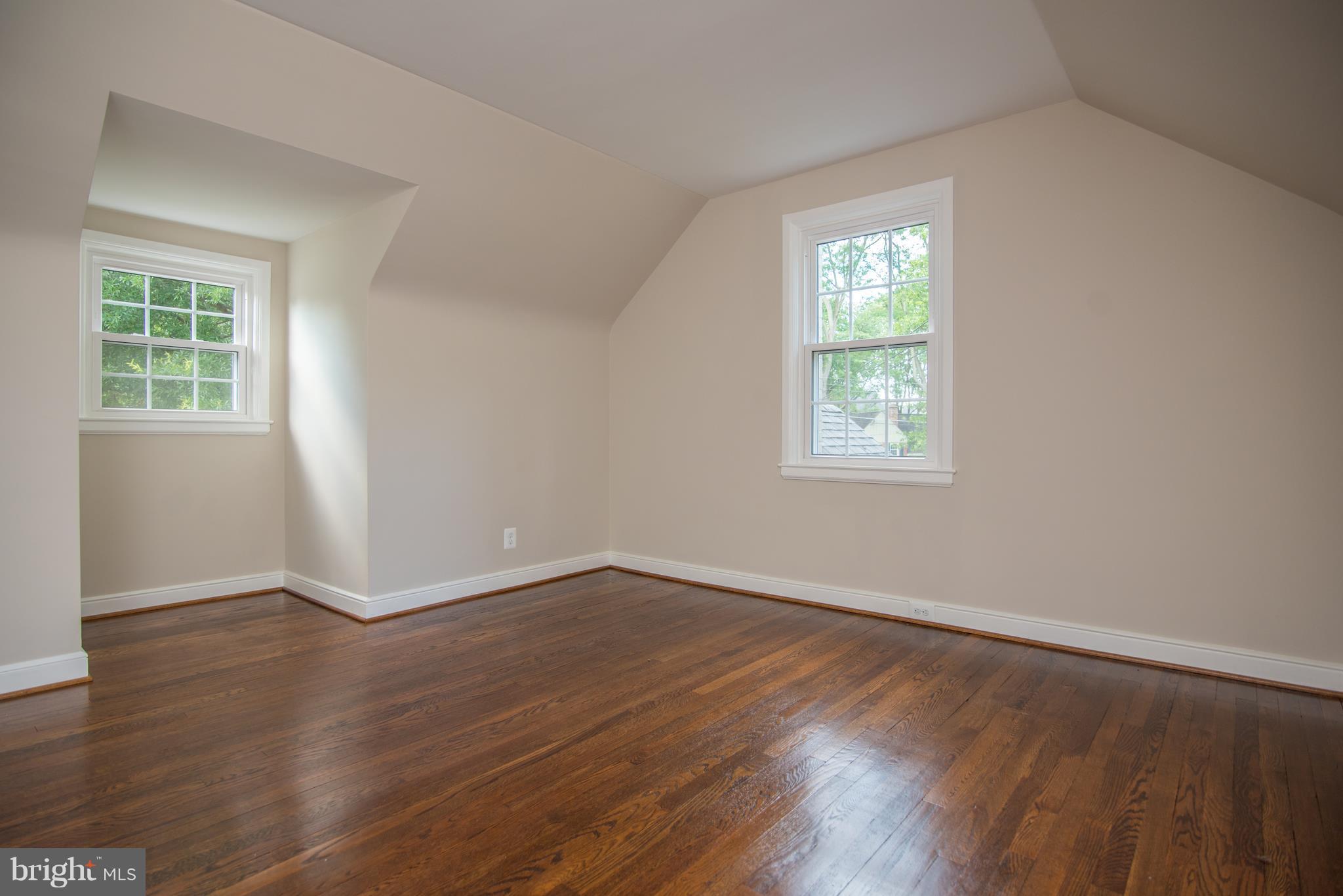 8043 Wellington Road Alexandria, VA 22308 - Photo 17 of 30 Bedroom