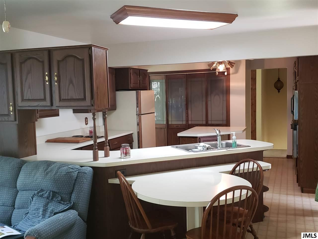 5090 Springbrook Road Jackson, MI 49201 - Photo 5 of 25 Photo 5