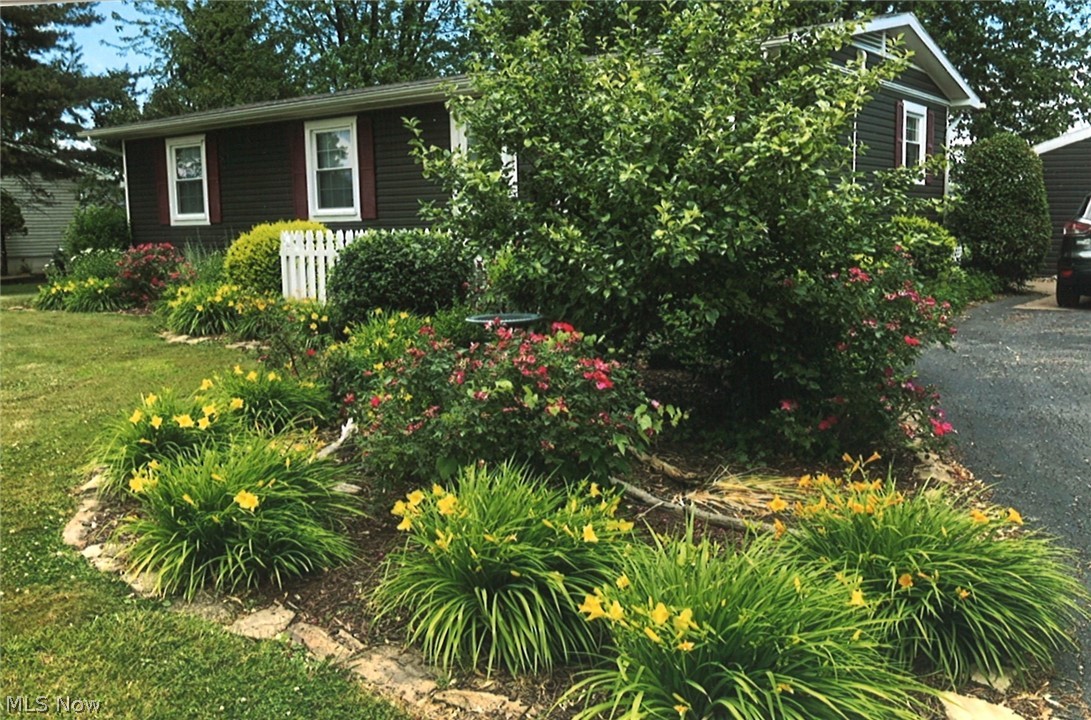 6457 Royce Road Lakeside Marblehead, OH 43440 - Photo 3 of 35 Gallery Image 3
