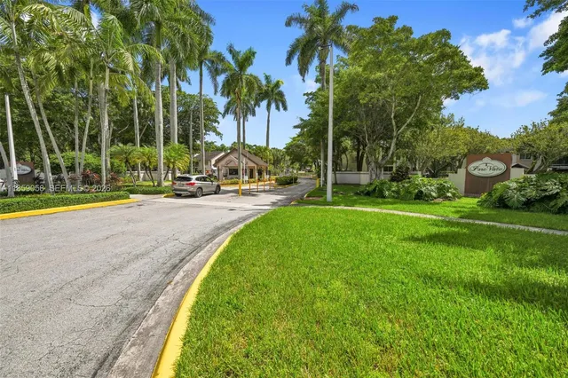 $235,000 | 14006 Southwest 91st Terrace, Unit 14006, Miami, FL 33186