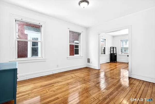 $3,150 | 408 East Avenue, Bridgeport, CT 06610