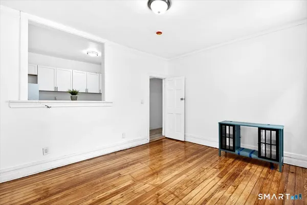 $3,150 | 408 East Avenue, Bridgeport, CT 06610