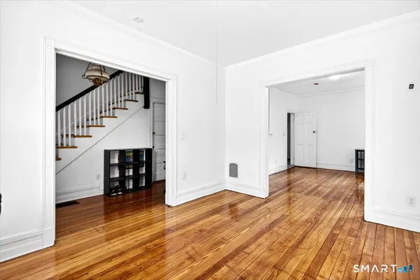 $3,150 | 408 East Avenue, Bridgeport, CT 06610