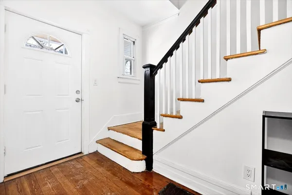 $3,150 | 408 East Avenue, Bridgeport, CT 06610