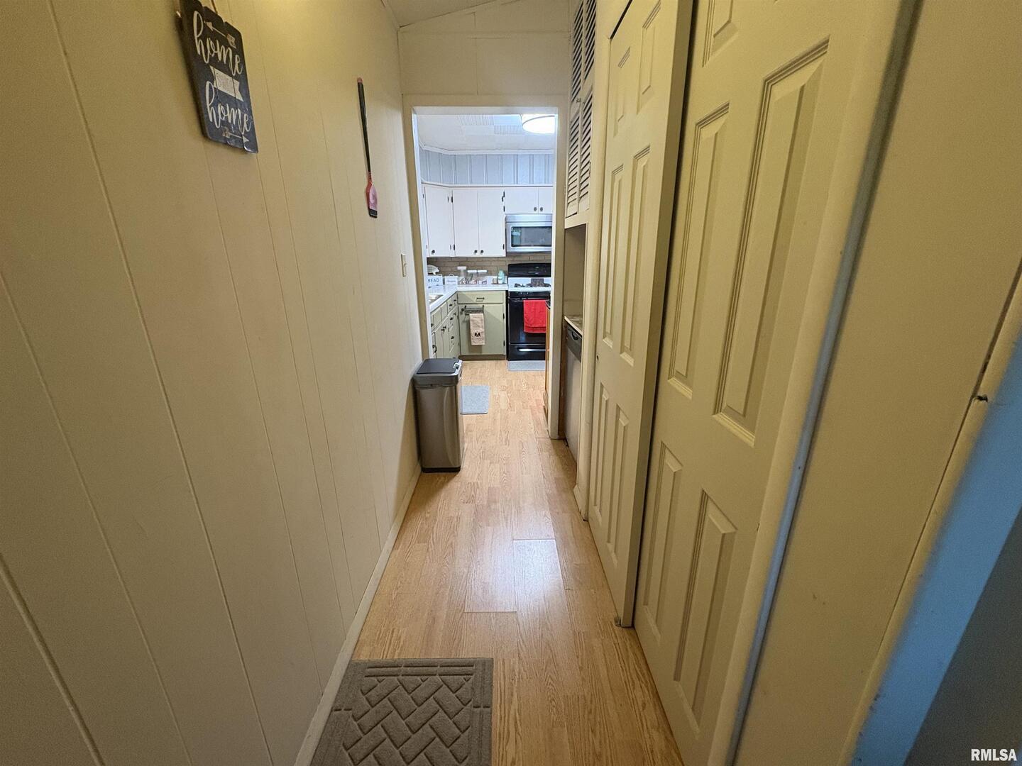 817 West Harrison Road Murphysboro, IL 62966 - Photo 22 of 41