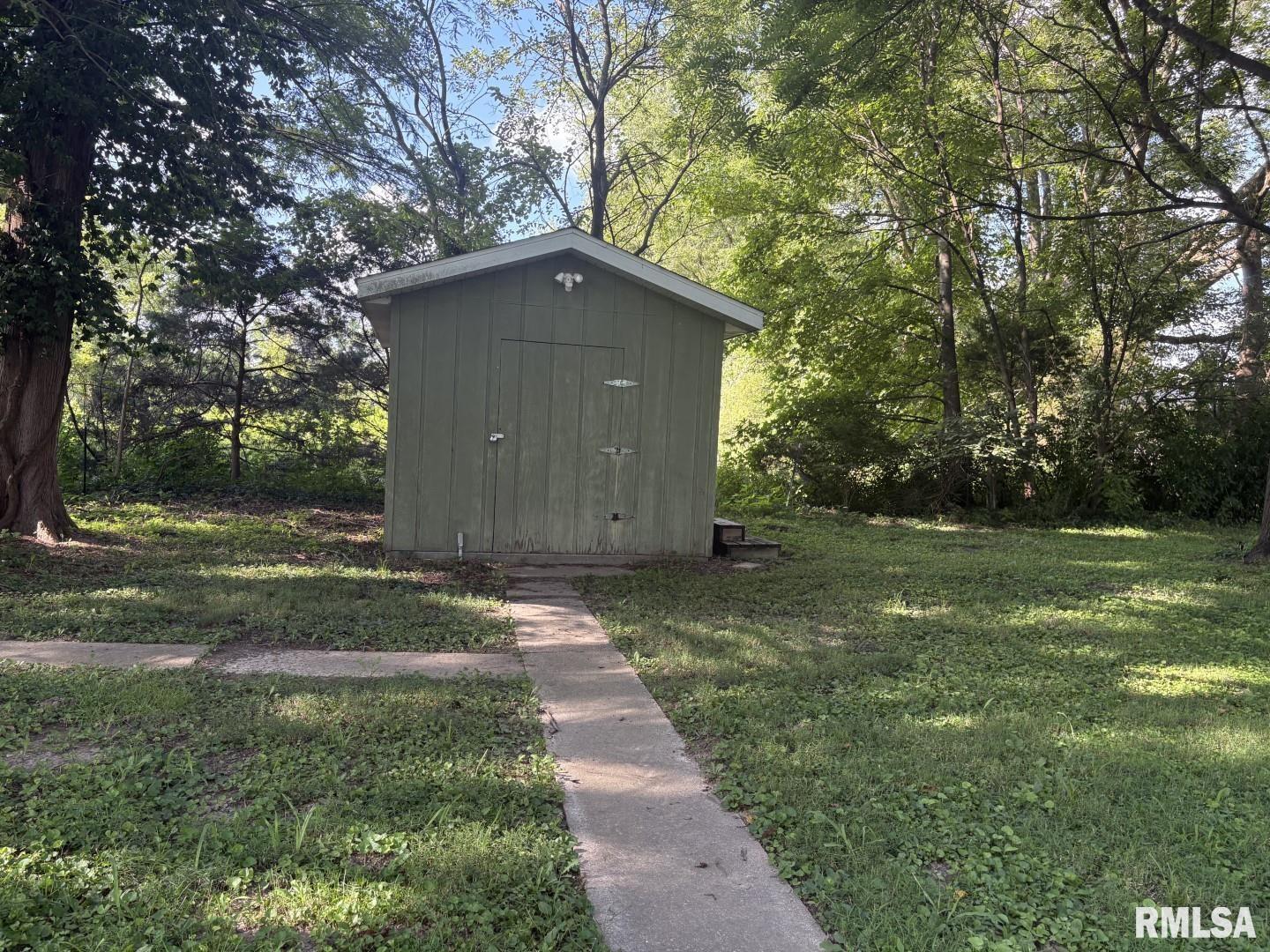 817 West Harrison Road Murphysboro, IL 62966 - Photo 34 of 41