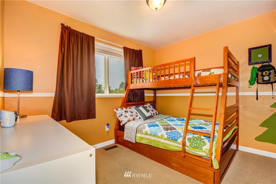 1223 221st Place Southwest Bothell, WA 98021 - Photo 10 of 16