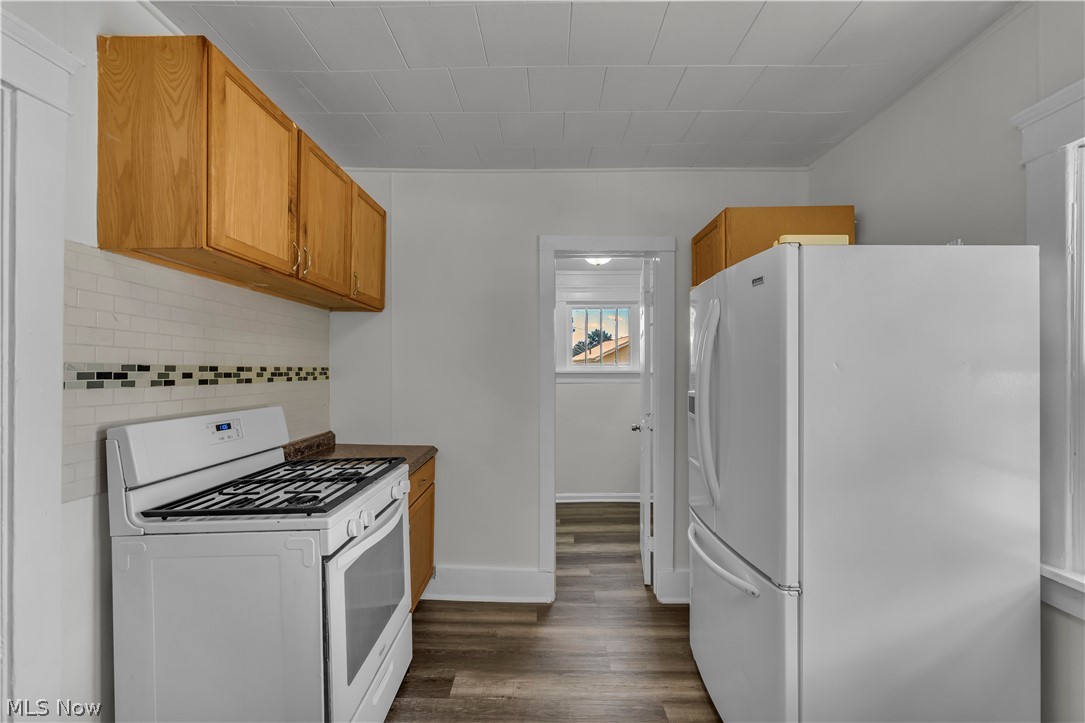 1296 West Wilbeth Road Akron, OH 44314 - Photo 12 of 29 Gallery Image 12