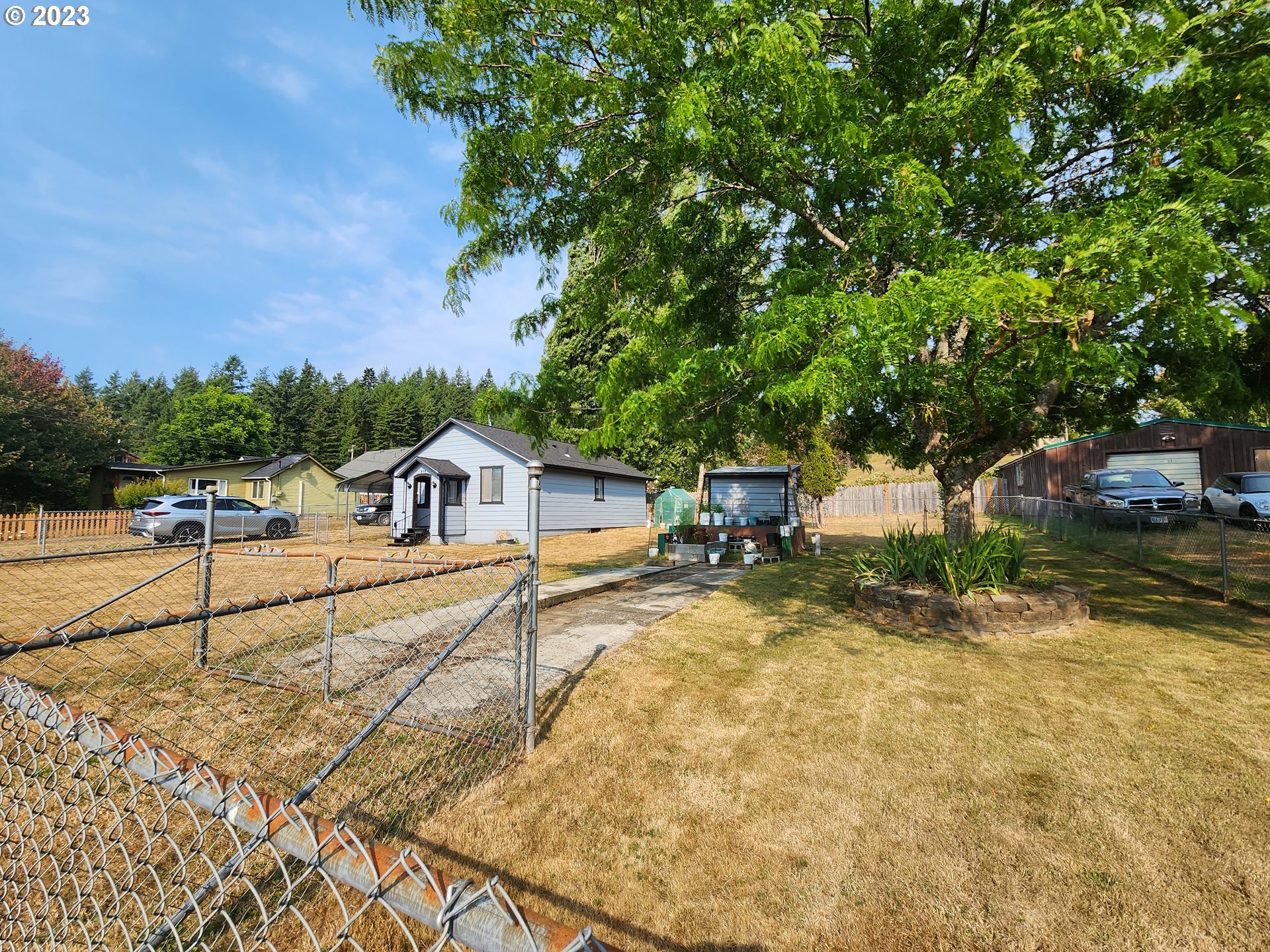 517 25th Street Myrtle Point, OR 97458 - Photo 9 of 28 Gallery Image 9
