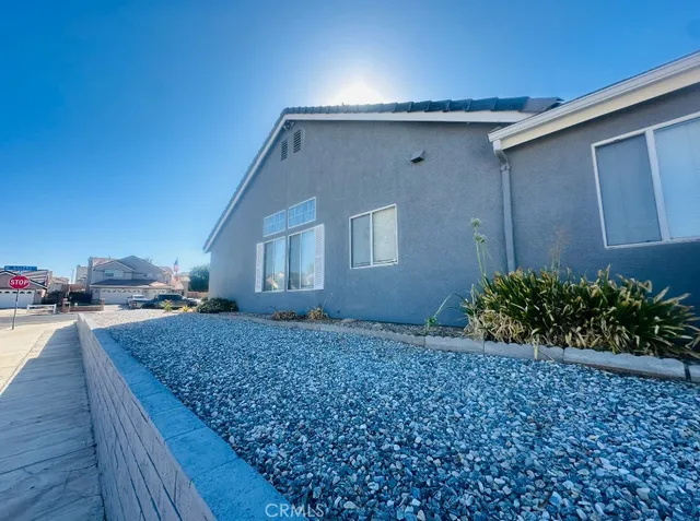 $479,000 | 13994 Rogers Lane, Victorville, CA 92392