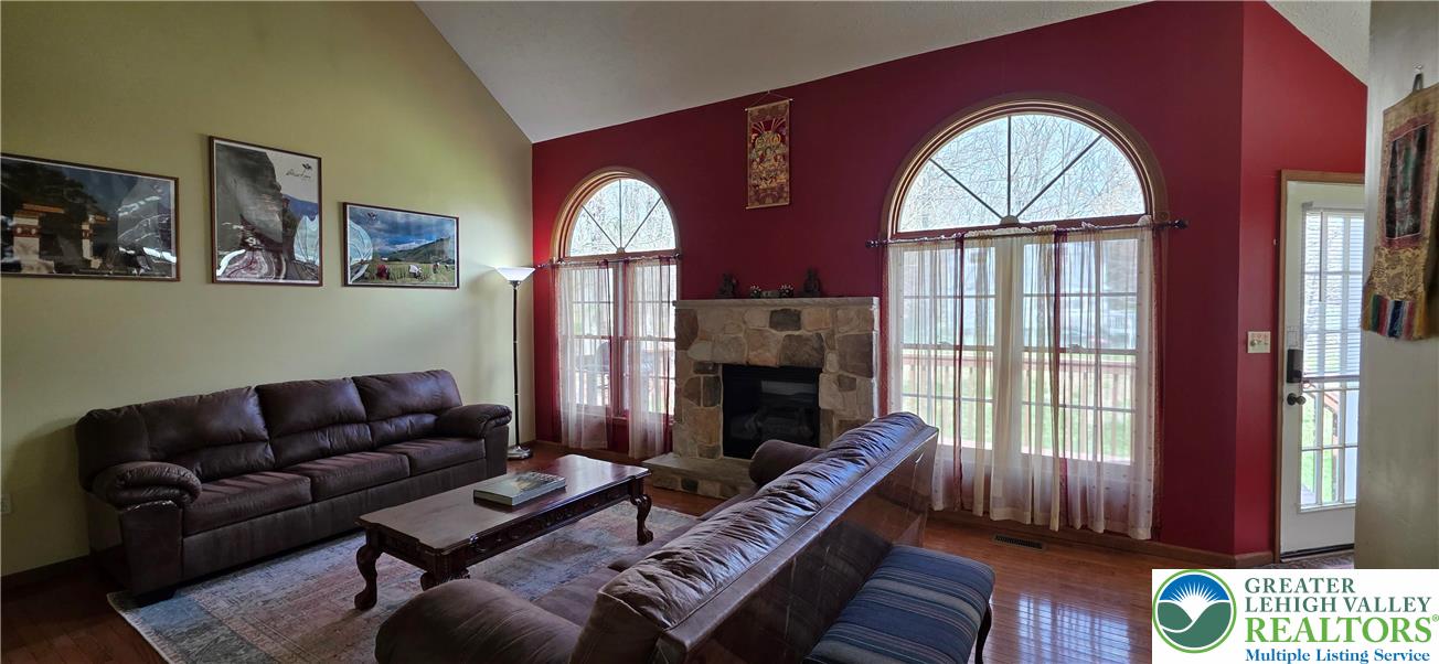 1624 Cotswald Road Tobyhanna, PA 18466 - Photo 15 of 44