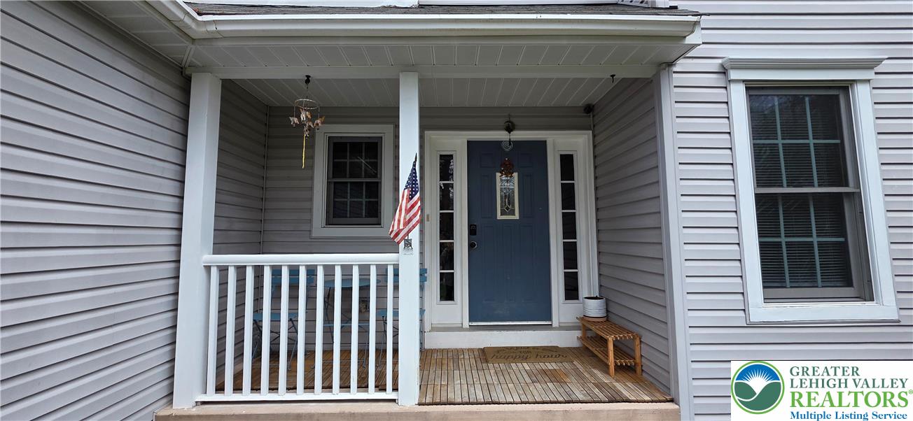 1624 Cotswald Road Tobyhanna, PA 18466 - Photo 2 of 44