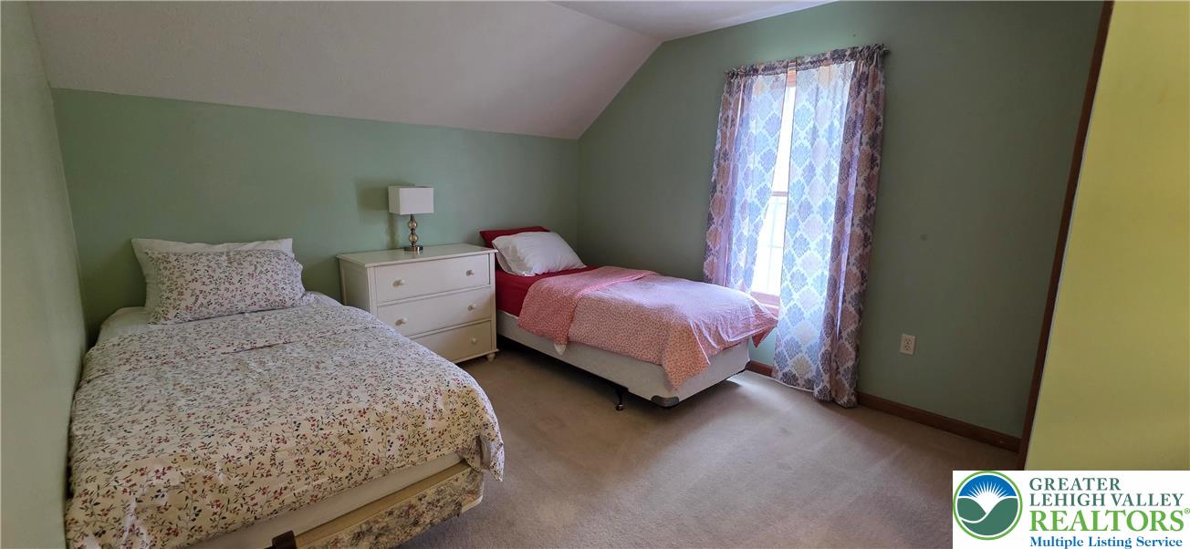 1624 Cotswald Road Tobyhanna, PA 18466 - Photo 32 of 44
