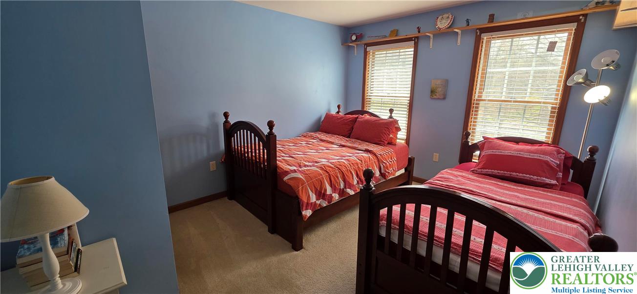 1624 Cotswald Road Tobyhanna, PA 18466 - Photo 33 of 44