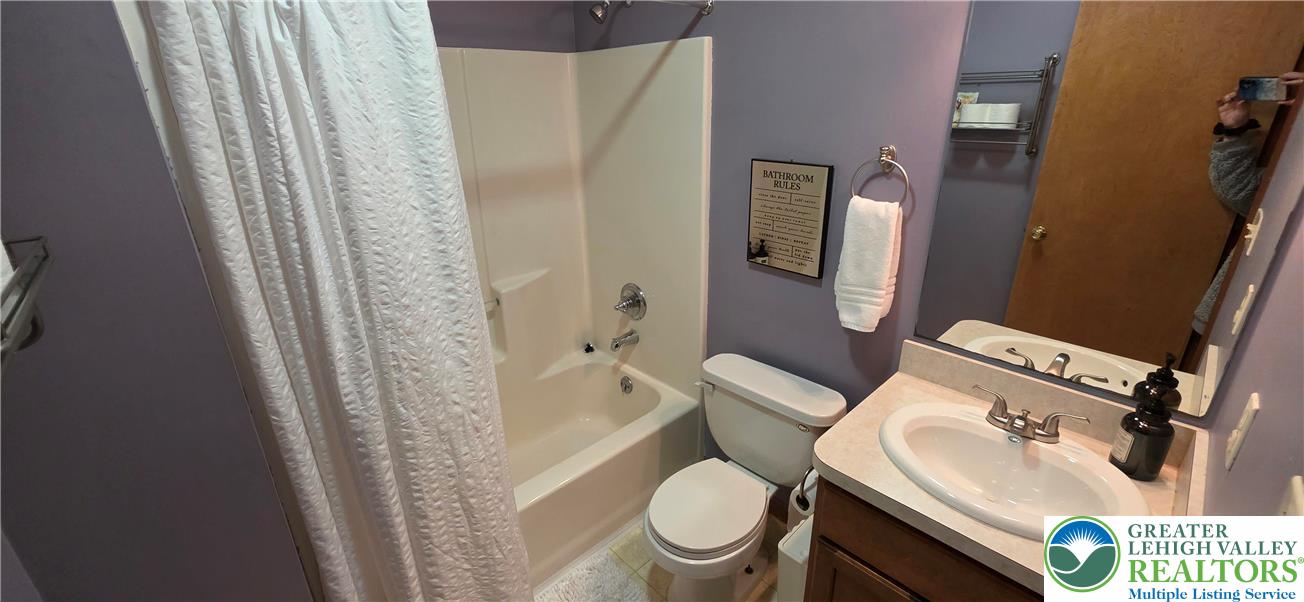 1624 Cotswald Road Tobyhanna, PA 18466 - Photo 35 of 44