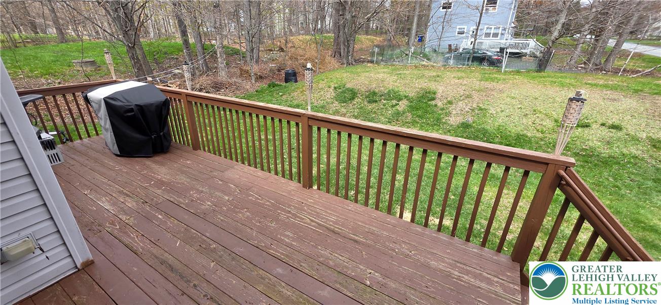 1624 Cotswald Road Tobyhanna, PA 18466 - Photo 40 of 44